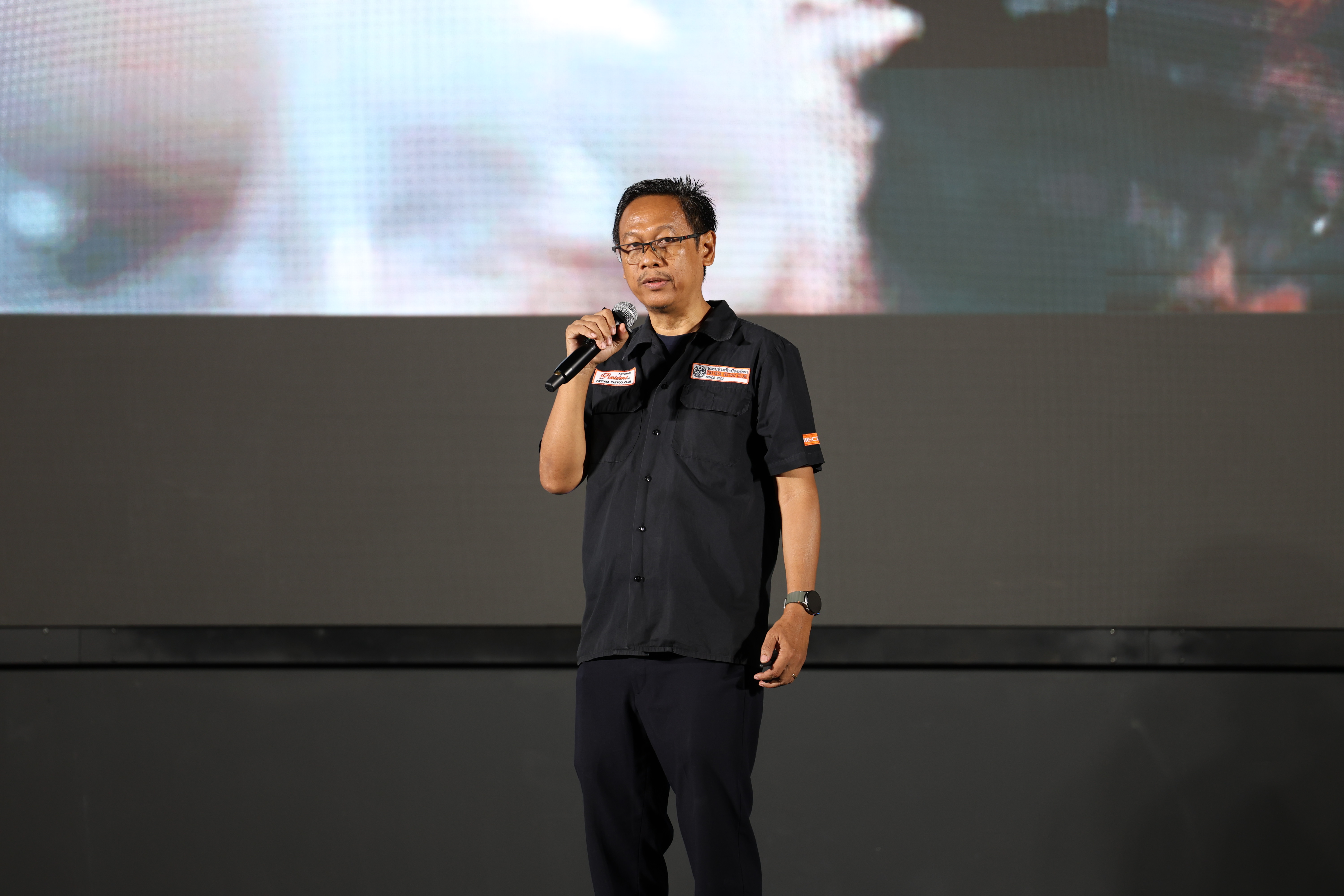 นายปราโมทย์ แก้วหล้า